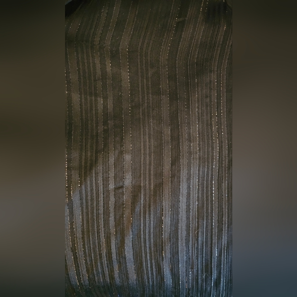 Banana Republic Black Sheer Metallic Stripe Ruffle Sleeve Blouse - Size Medium - Picture 4 of 5